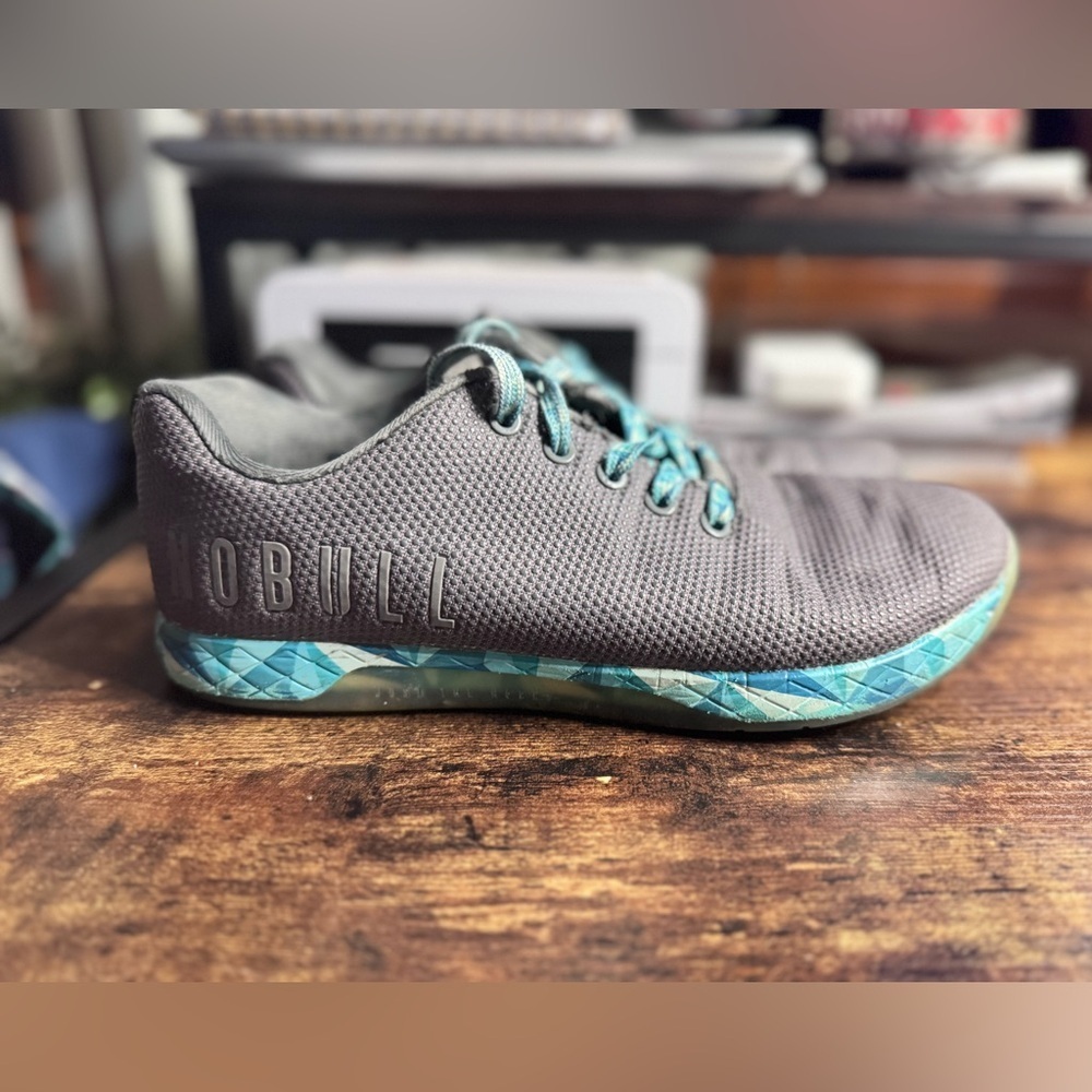 NOBULL Grey & Teal Geometric Trainer Sneakers | Men’s 8 / Women’s 9.5